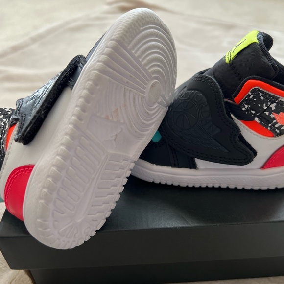 Jordan SKY Jordan 1 (TD) size 4C - Picture 2 of 7